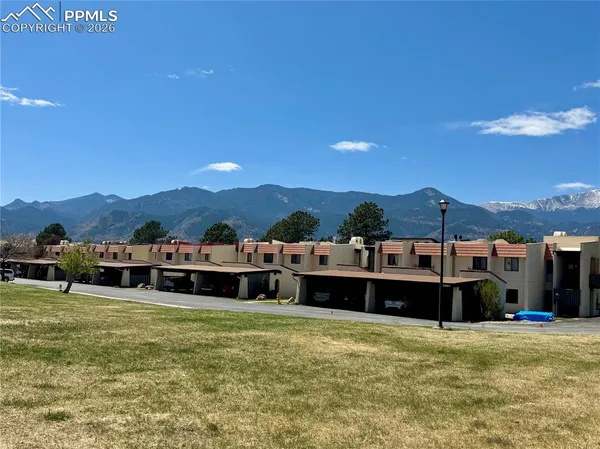 $285,000 | 1034 Fontmore Road, Unit D, Colorado Springs, CO 80904