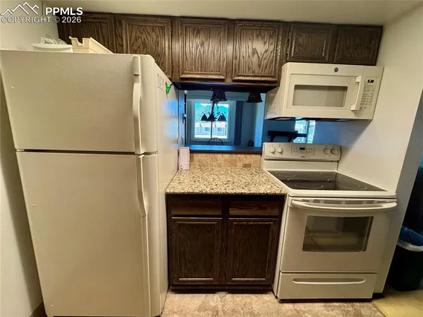 $285,000 | 1034 Fontmore Road, Unit D, Colorado Springs, CO 80904