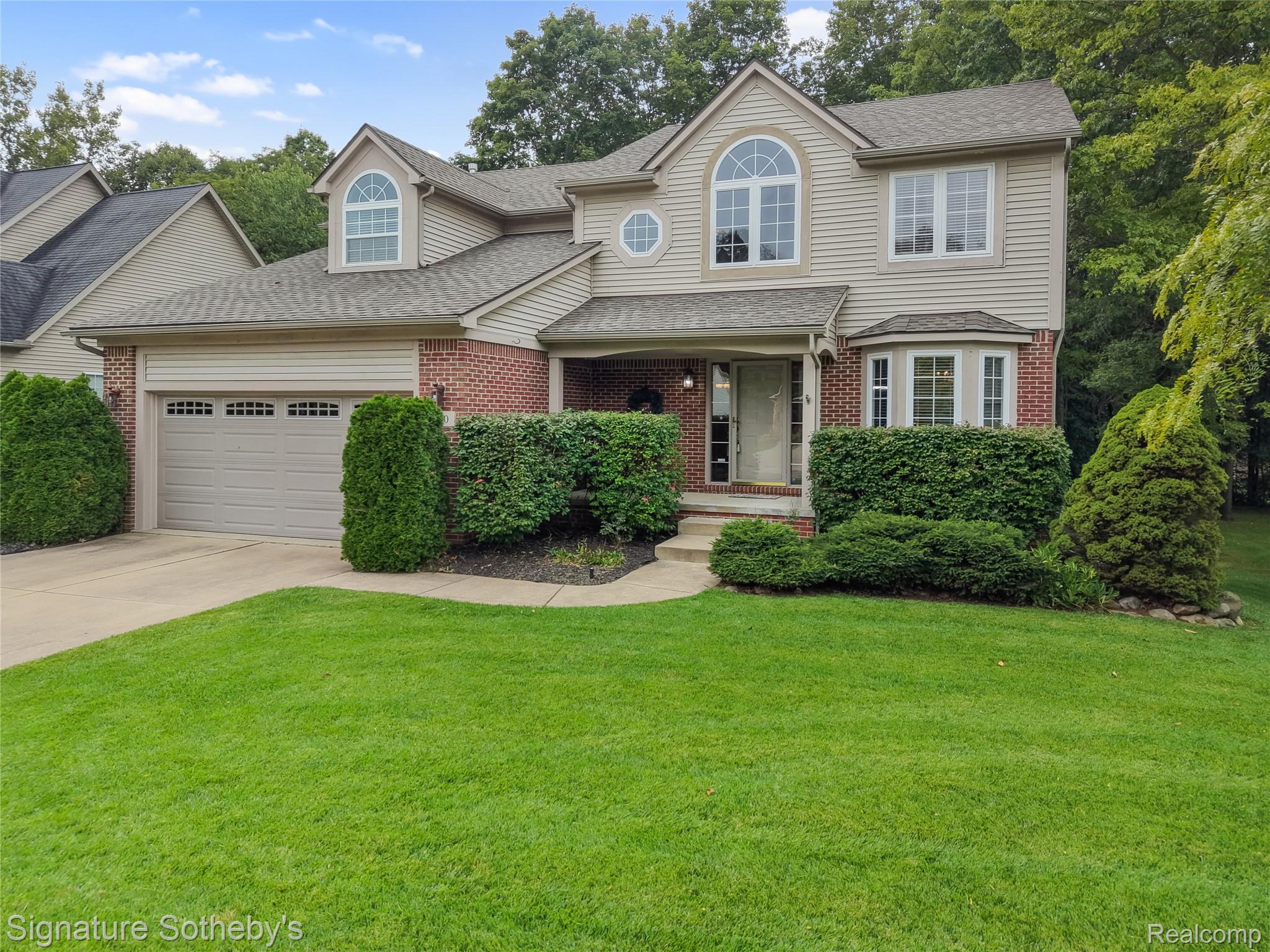 170 Fairhill Way Howell, MI 48843 - Photo 49 of 60 Front elevation
