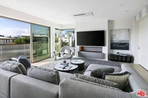 $16,000 | 1644 Malcolm Avenue, Unit 330, Los Angeles, CA 90024