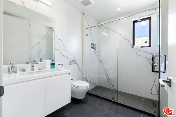 $16,000 | 1644 Malcolm Avenue, Unit 330, Los Angeles, CA 90024