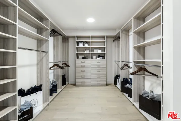 $16,000 | 1644 Malcolm Avenue, Unit 330, Los Angeles, CA 90024