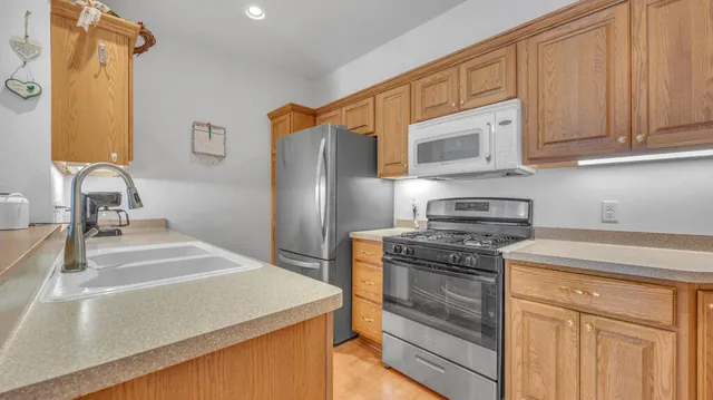 $275,000 | 2566 Pickett Street, Plymouth, WI 53073