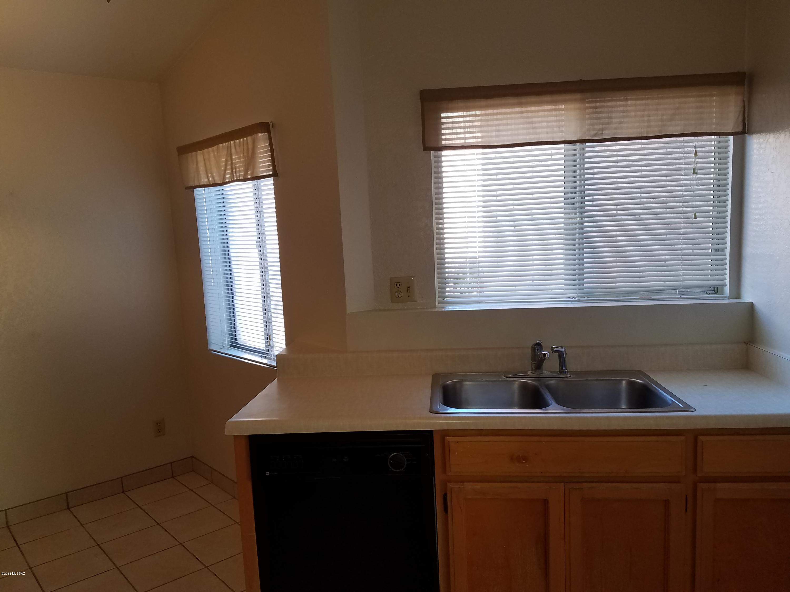 4312 East Blanton Road Tucson, AZ 85712 - Photo 13 of 33