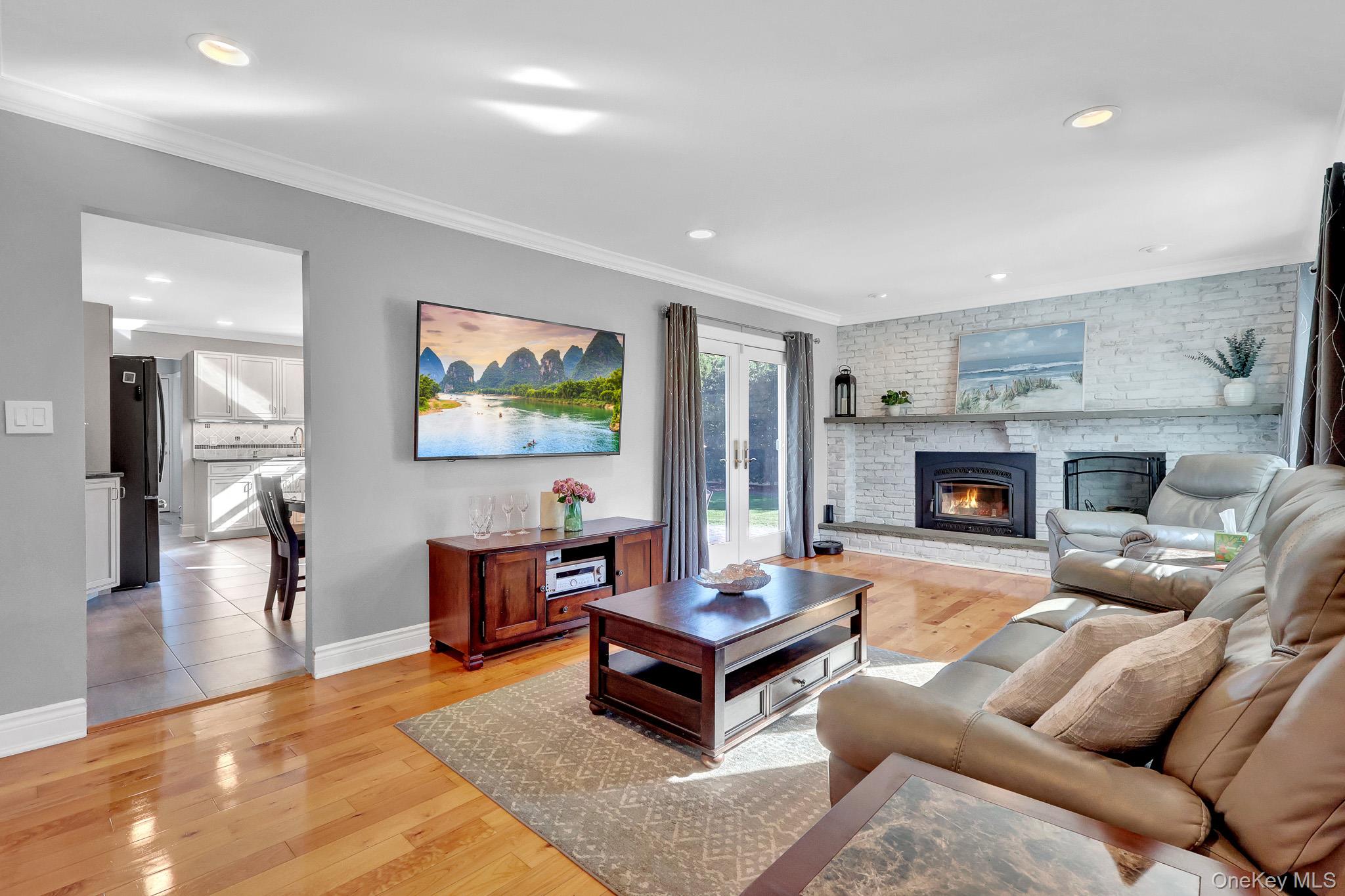 15 Wiigs Road Nesconset, NY 11767 - Photo 11 of 48 Gallery Image 11
