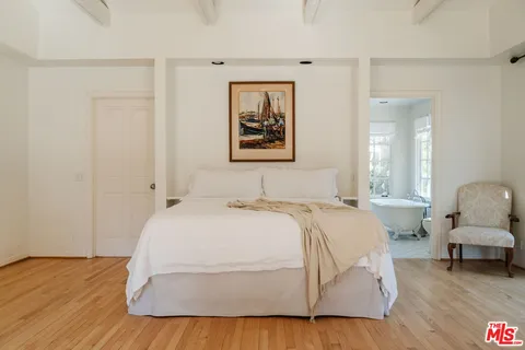 $2,599,000 | 1520 Bonnell Drive, Topanga, CA 90290