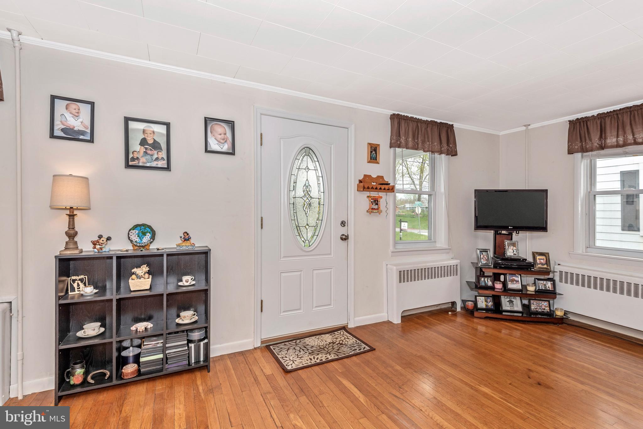 2377 Mayberry Road Westminster, MD 21158 - Photo 4 of 45 Gallery Image 4