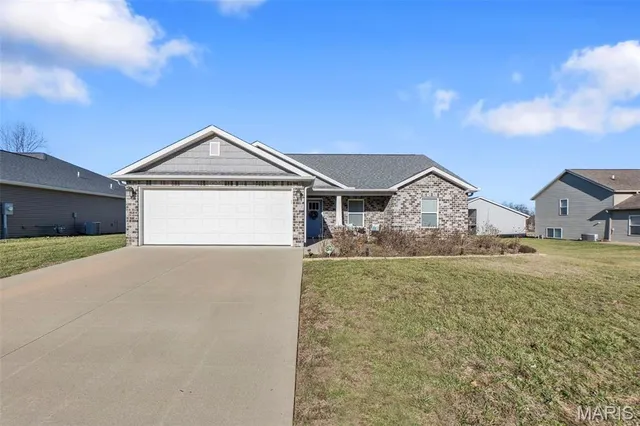 $253,000 | 1904 Eden Way, Cape Girardeau, MO 63701