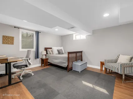 $535,000 | 392 East St Charles Road, Elmhurst, IL 60126