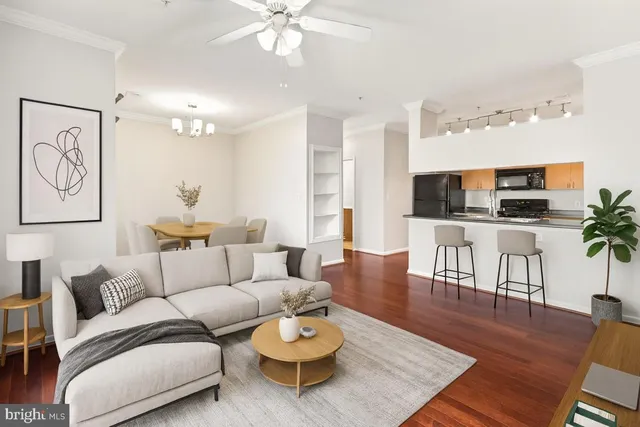 $215,000 | 19625 Galway Bay Circle, Unit 103, Germantown, MD 20874