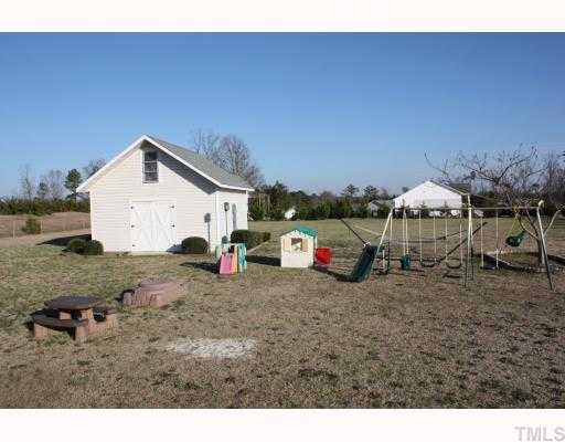 210 Cooper Branch Road Clayton, NC 27520 - Photo 11 of 12 Gallery Image 11