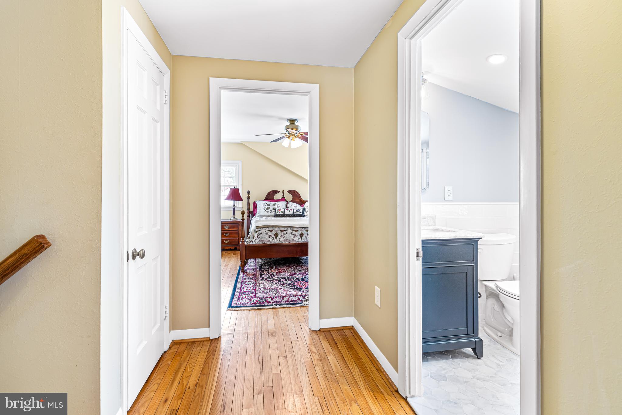 1061 Kipling Road Jenkintown, PA 19046 - Photo 21 of 26 Upper Lvel Hallway