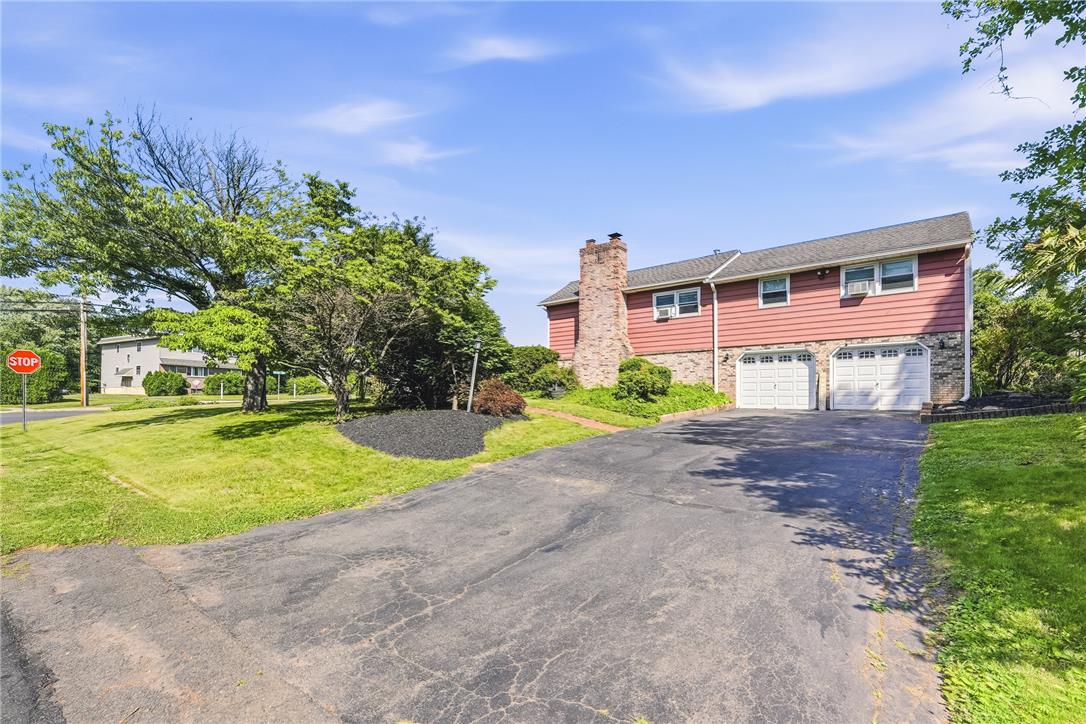 36 Schoolhouse Road Chalfont, PA 18914 - Photo 29 of 34