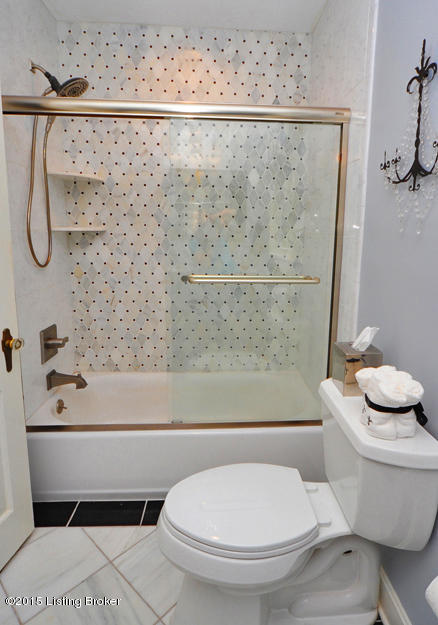 3035 Lexington Road Louisville, KY 40206 - Photo 33 of 47 lexington_36