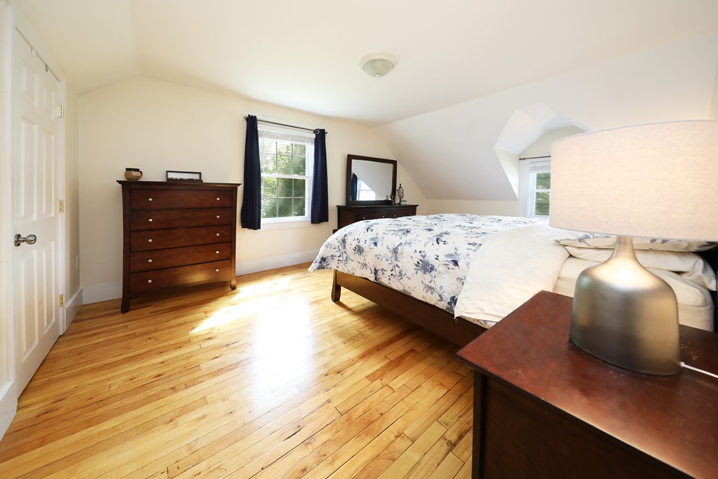 987 Edgell Road Framingham, MA 01701 - Photo 30 of 42