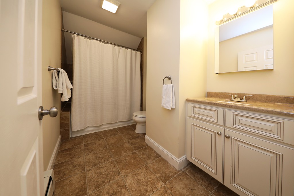 987 Edgell Road Framingham, MA 01701 - Photo 33 of 42