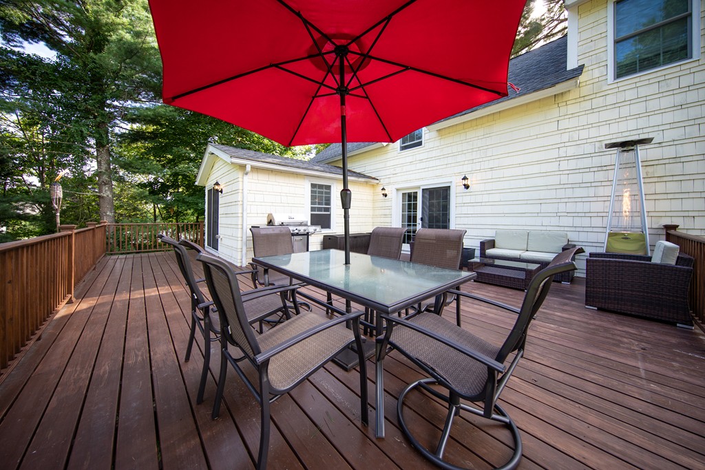 987 Edgell Road Framingham, MA 01701 - Photo 4 of 42