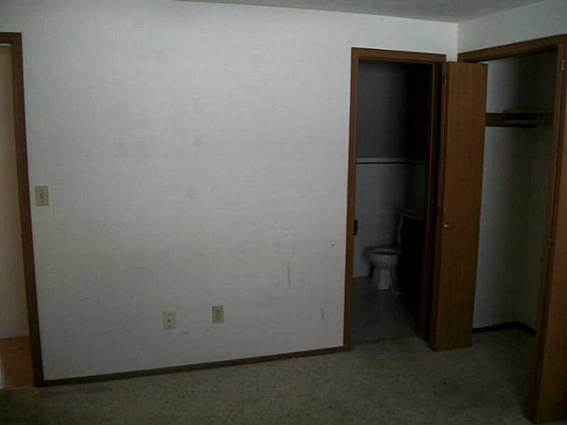 4426 Ridgewood Road East, Unit 4426 Springfield, OH 45503 - Photo 6 of 8