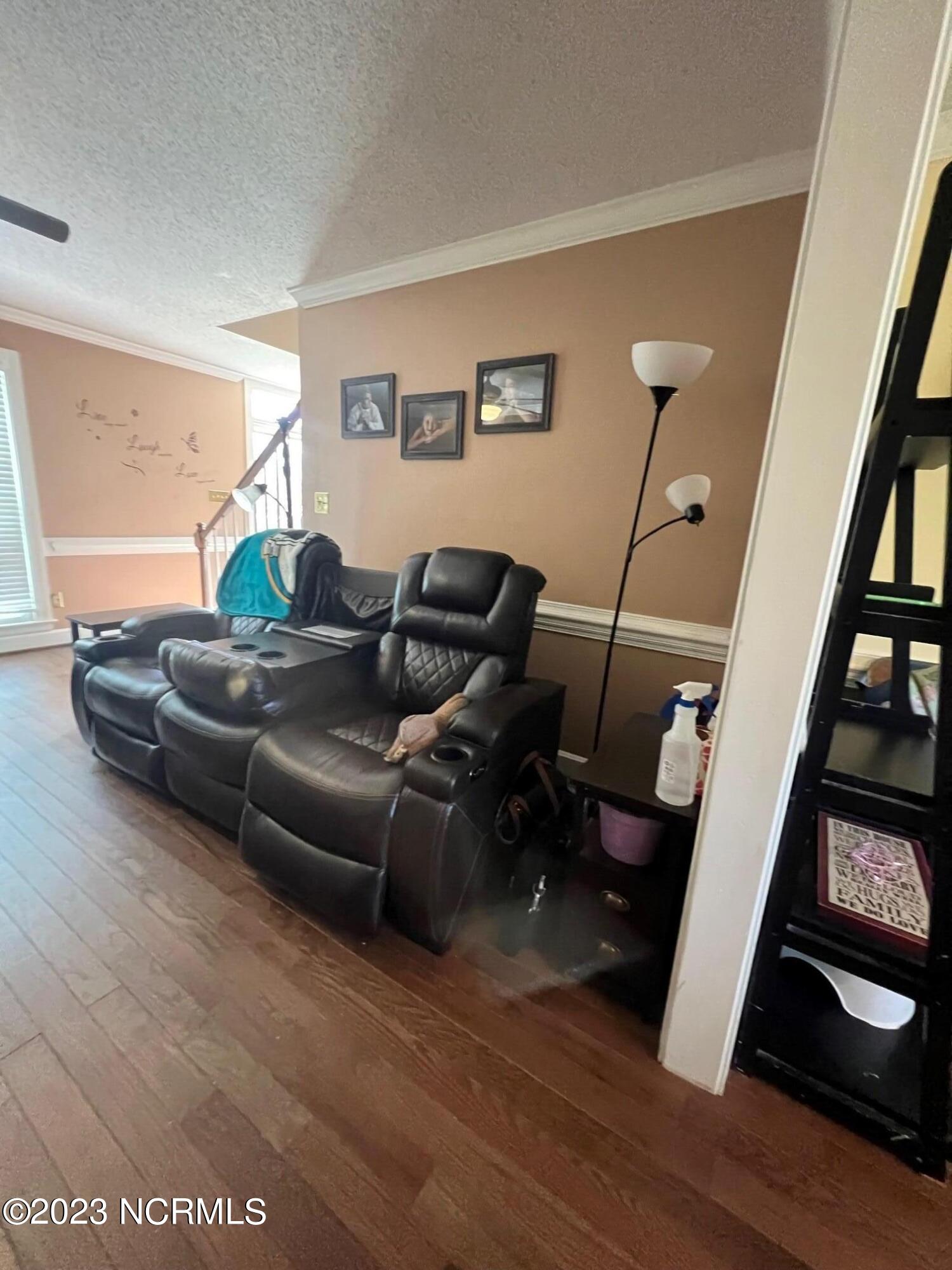 604 Shiloh Road Tarboro, NC 27886 - Photo 8 of 36 604 Shiloh-living room