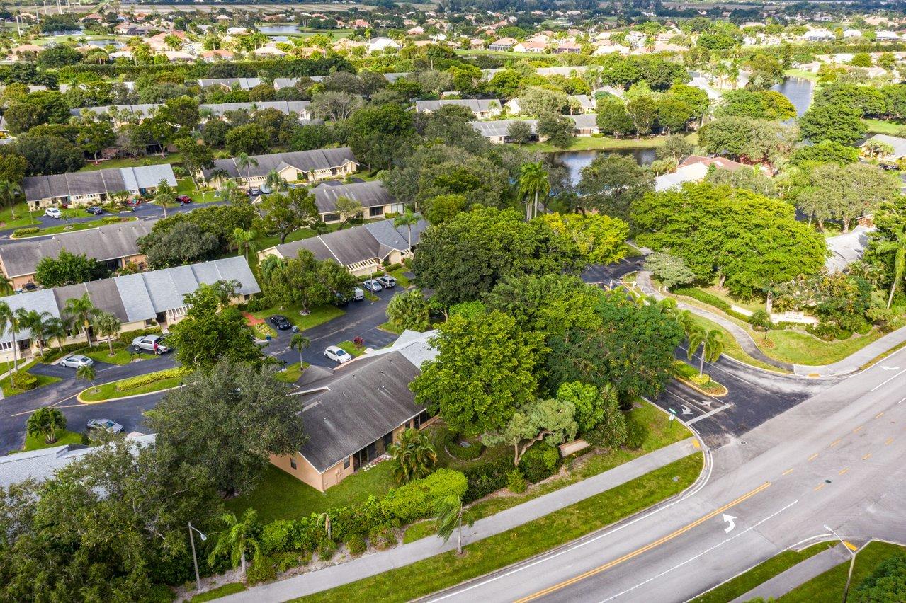 10948 Hidden Lake Place Boca Raton, FL 33498 - Photo 34 of 38 Aerial Shot