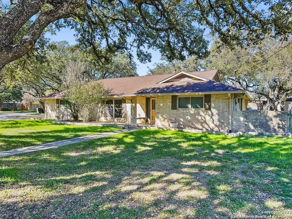 $3,500 | 521 Paseo Canada, Hollywood Park, TX 78232