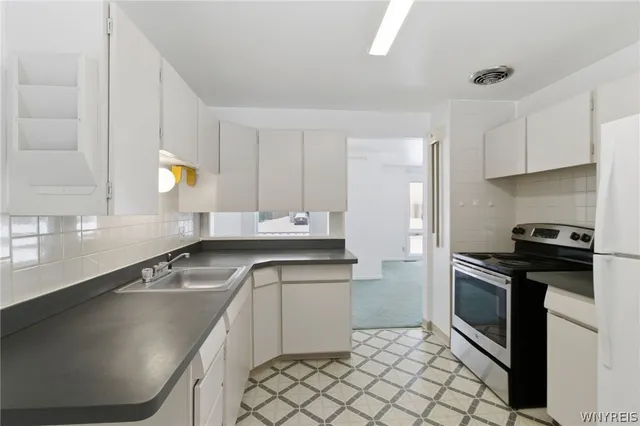 $230,000 | 66 Evergreen Drive, Tonawanda, NY 14150