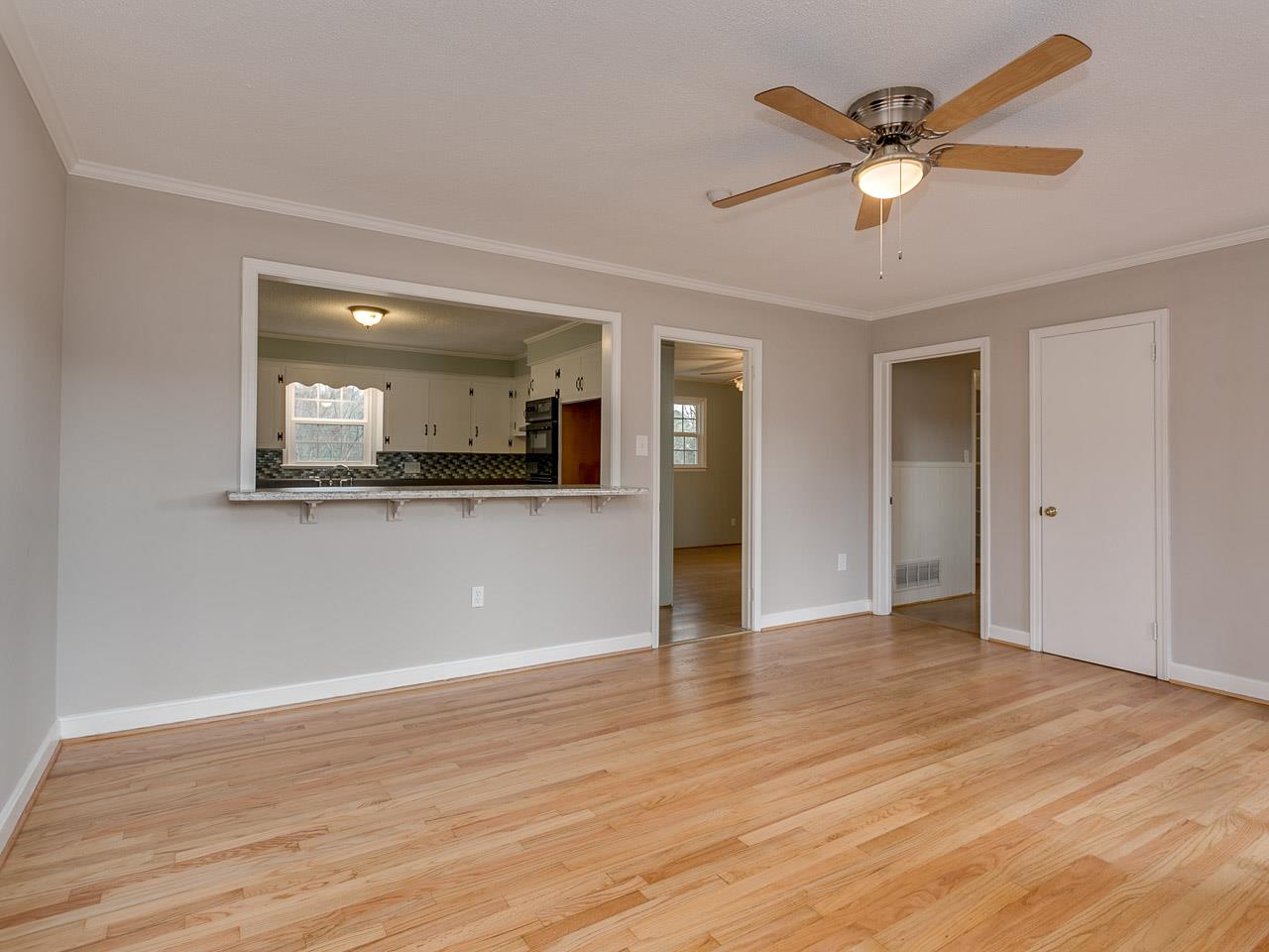 301 Woodley Road Spartanburg, SC 29306 - Photo 9 of 34 Gallery Image 9