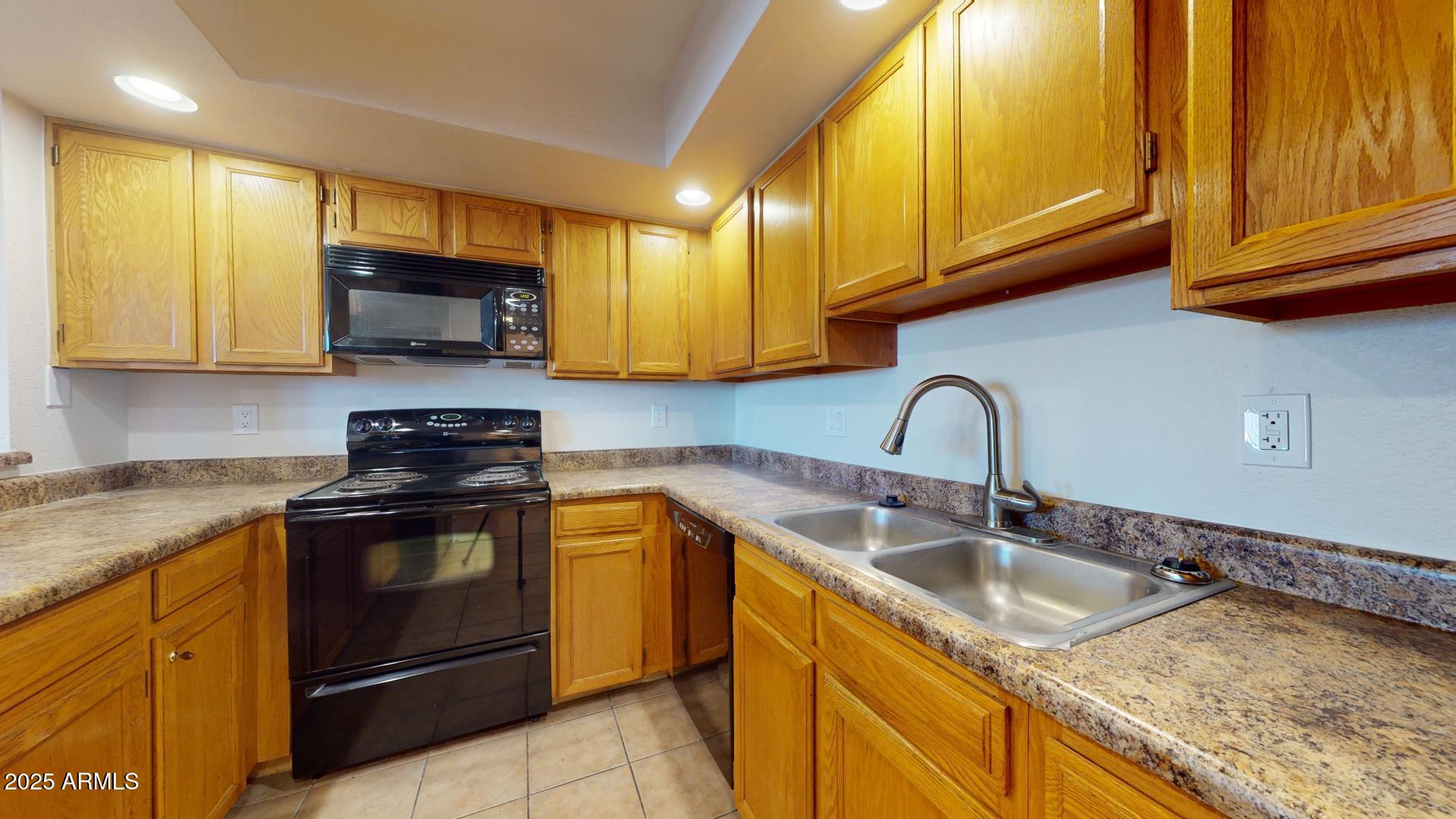1645 West Baseline Road, Unit 2050 Mesa, AZ 85202 - Photo 12 of 28 1645-W-Baseline-Rd-2050-11082024_101343