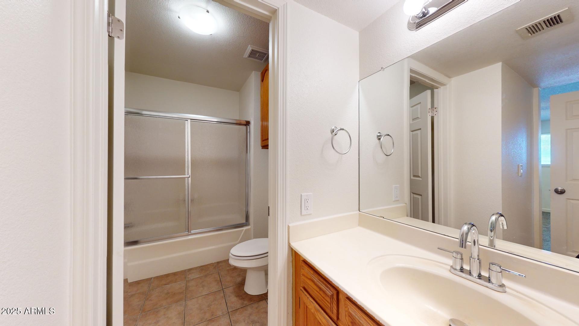 1645 West Baseline Road, Unit 2050 Mesa, AZ 85202 - Photo 22 of 28 1645-W-Baseline-Rd-2050-11082024_101835