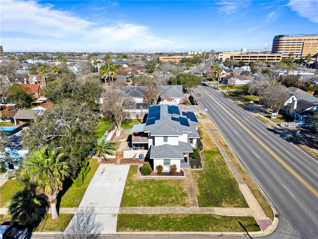 302 Cole Street Corpus Christi, TX 78404 - Photo 4 of 40 a view of a city