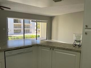 1605 Highway 1, Unit D205 Jupiter, FL 33477 - Photo 6 of 14 IMG_0148