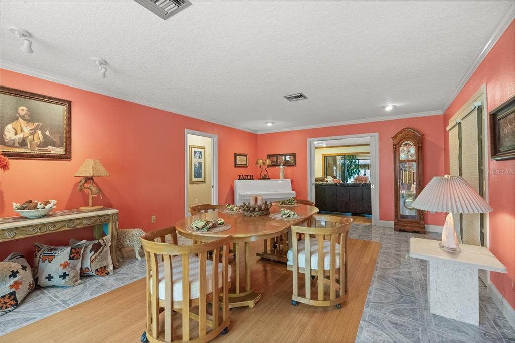 4345 Corley Island Road Leesburg, FL 34748 - Photo 11 of 77