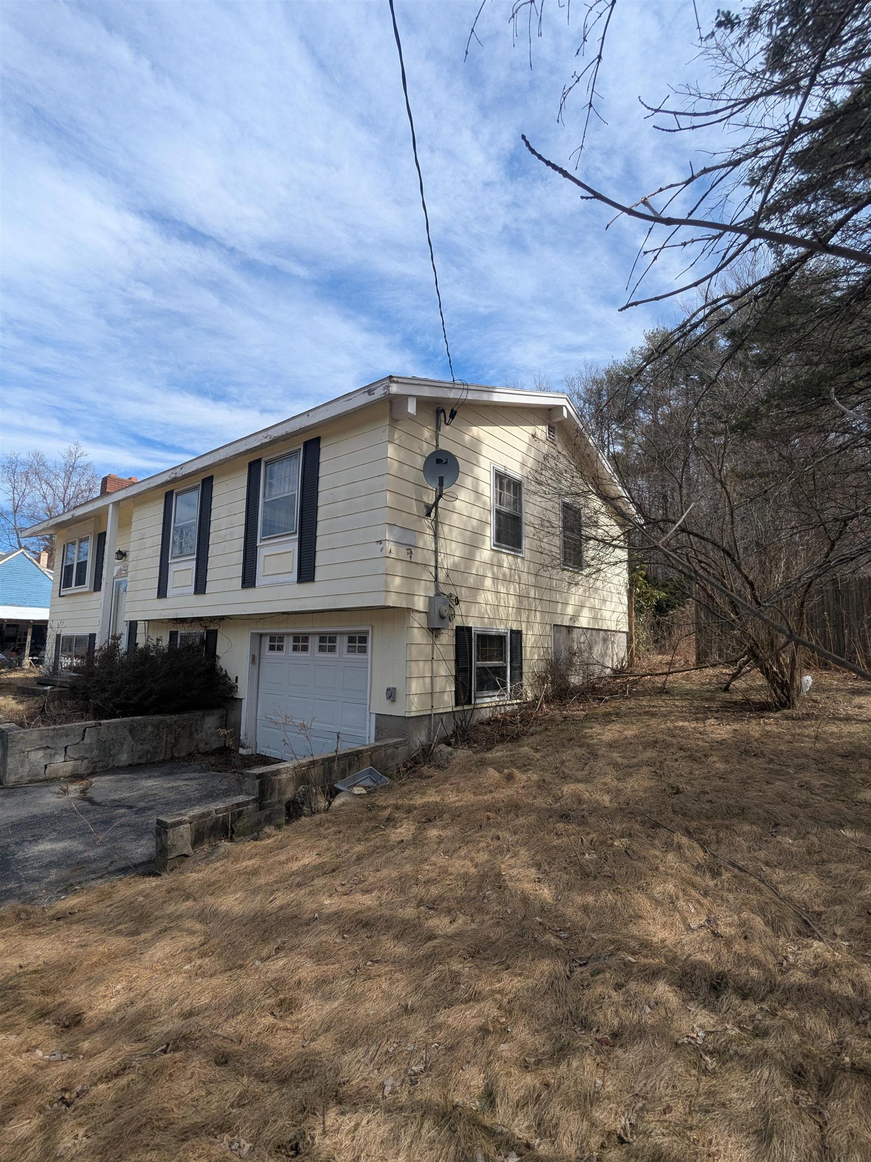 30 Schurman Drive Derry, NH 03038 - Photo 3 of 32