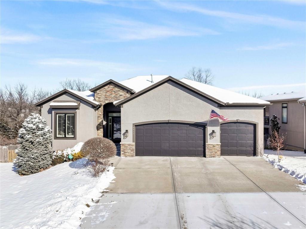 8411 Houston Street Lenexa, KS 66227 - Photo 1 of 49