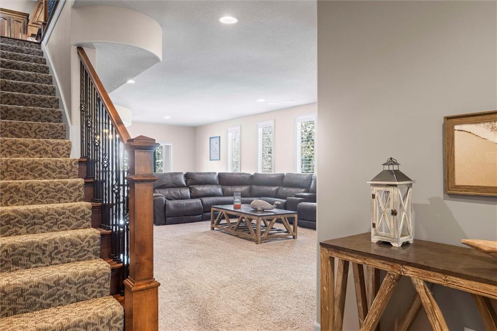 8411 Houston Street Lenexa, KS 66227 - Photo 28 of 49