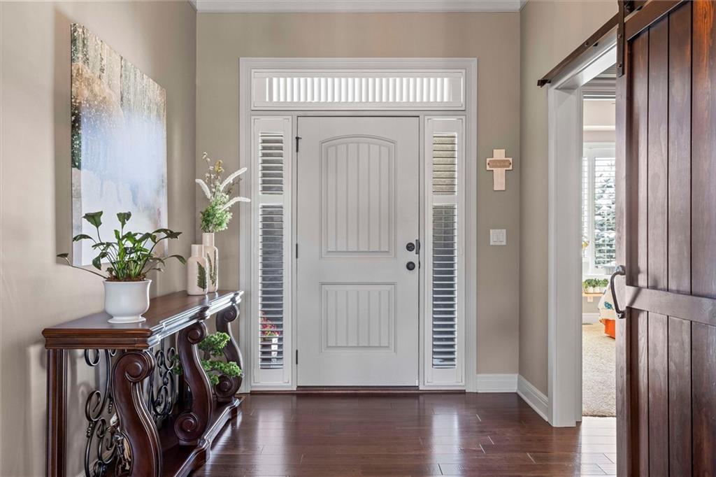 8411 Houston Street Lenexa, KS 66227 - Photo 3 of 49