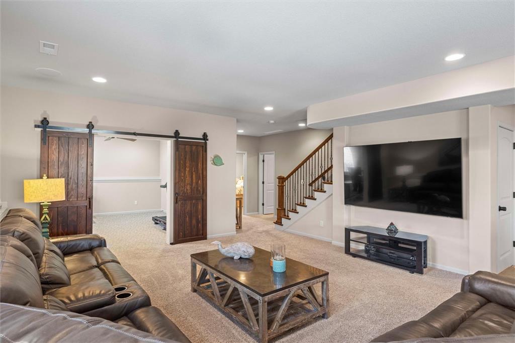 8411 Houston Street Lenexa, KS 66227 - Photo 33 of 49