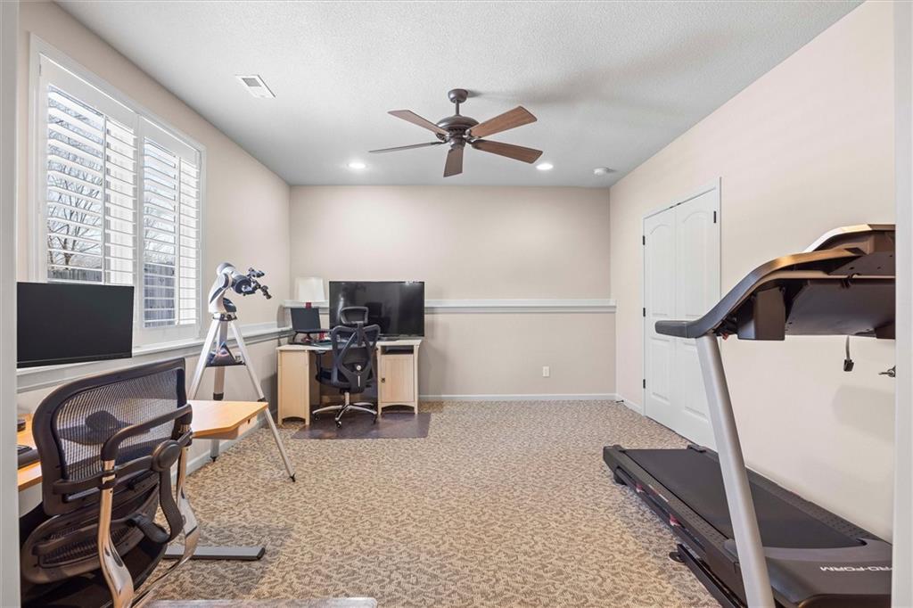 8411 Houston Street Lenexa, KS 66227 - Photo 34 of 49