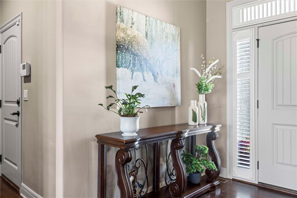 8411 Houston Street Lenexa, KS 66227 - Photo 4 of 49