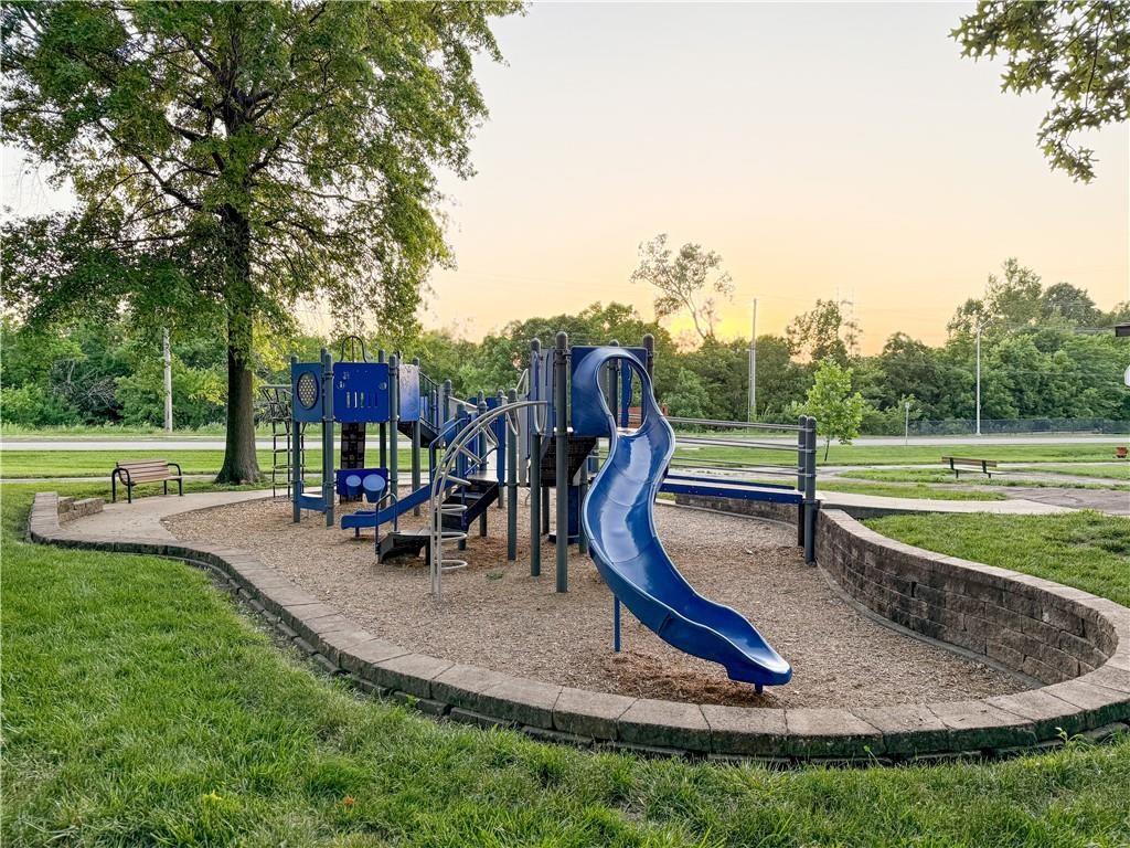 8411 Houston Street Lenexa, KS 66227 - Photo 46 of 49