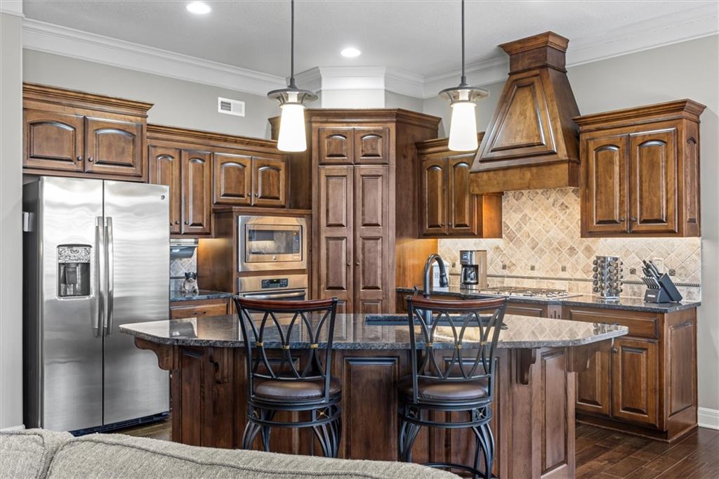 8411 Houston Street Lenexa, KS 66227 - Photo 9 of 49