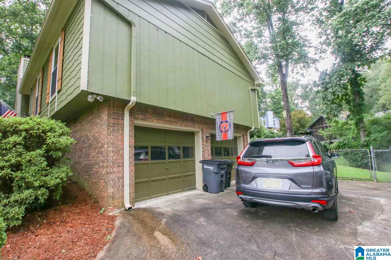 349 Stonebridge Road Birmingham, AL 35210 - Photo 3 of 38