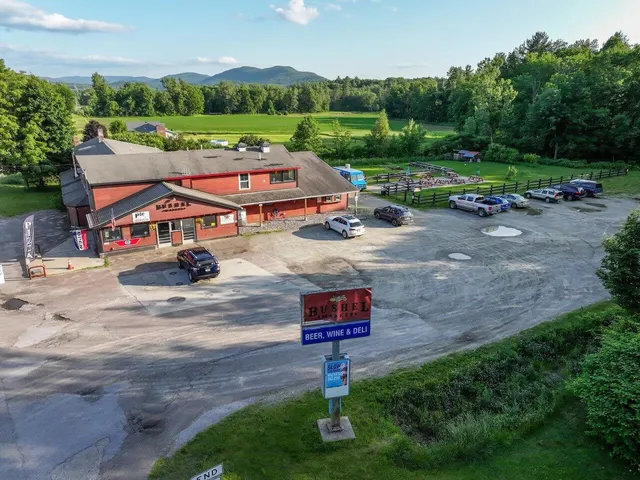 $949,000 | 14312 Rte 116, Hinesburg, VT 05461