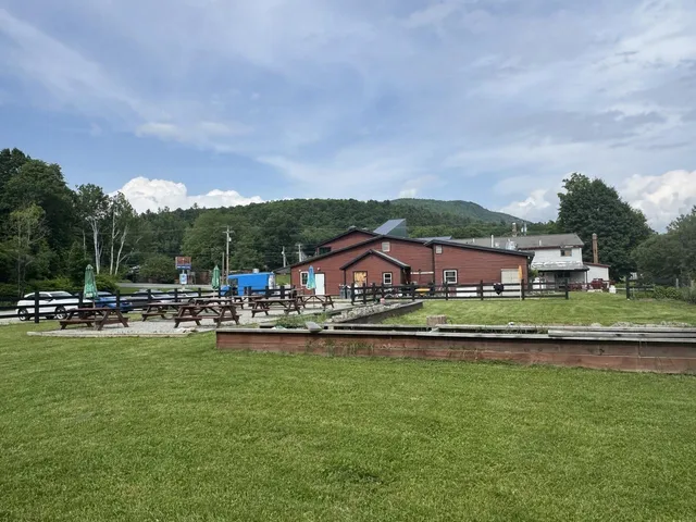 $879,000 | 14312 Rte 116, Hinesburg, VT 05461