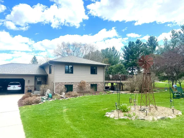 $369,900 | 11015 Terry Road, Avon, MN 56310