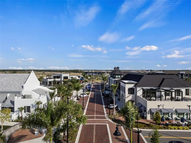 $425,000 | 12440 Wellen Golf Street, Unit 201, Venice, FL 34293