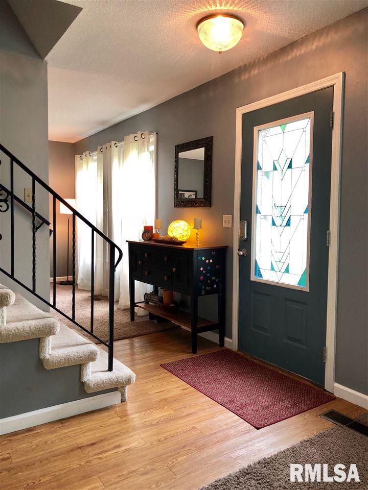 165 Jamestown Road Macomb, IL 61455 - Photo 2 of 16 Gallery Image 2