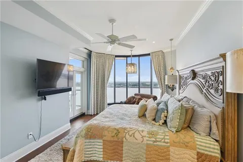 $1,825,000 | 600 Port Of New Orleans Place, Unit 7G, New Orleans, LA 70130