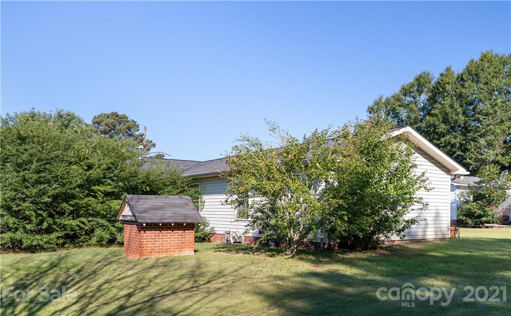 1464 Catawba River Road Fort Lawn, SC 29714 - Photo 4 of 25 Gallery Image 4