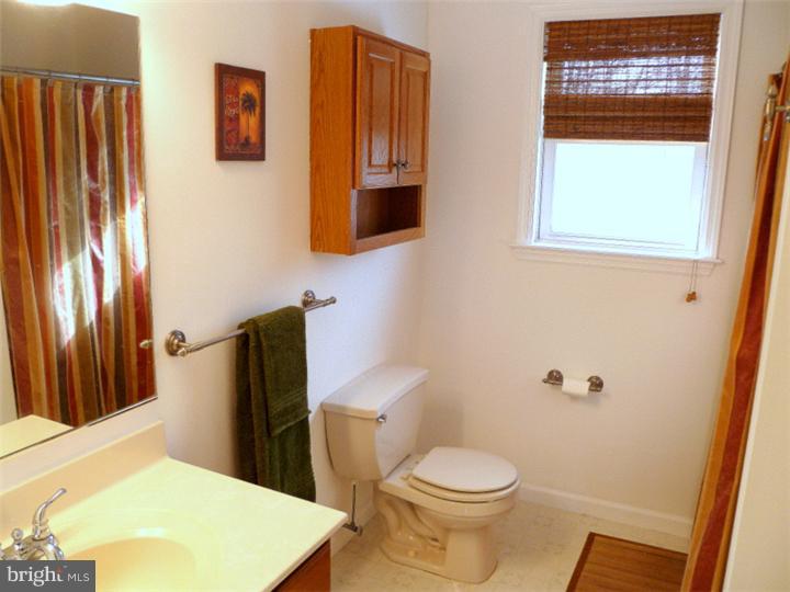 370 Buchert Road Pottstown, PA 19464 - Photo 13 of 24 Master Bathroom